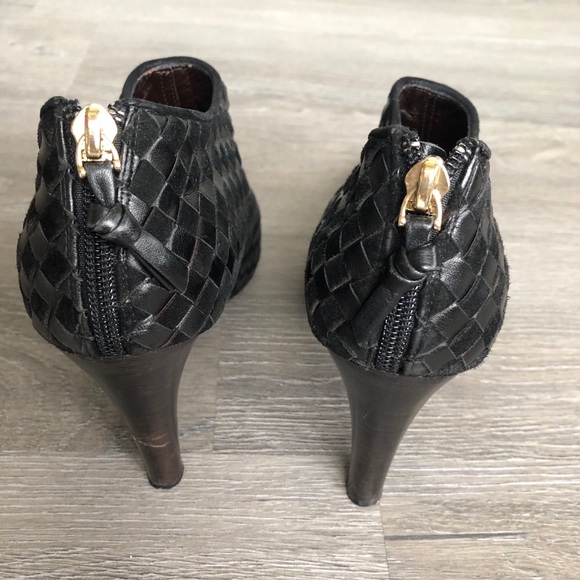 Bottega Veneta weave booties - Picture 3 of 9